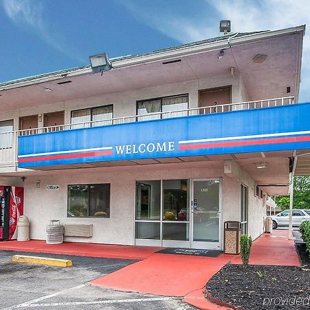 Rodeway Inn Мемфіс Екстер'єр фото