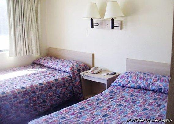 Rodeway Inn Мемфіс Екстер'єр фото