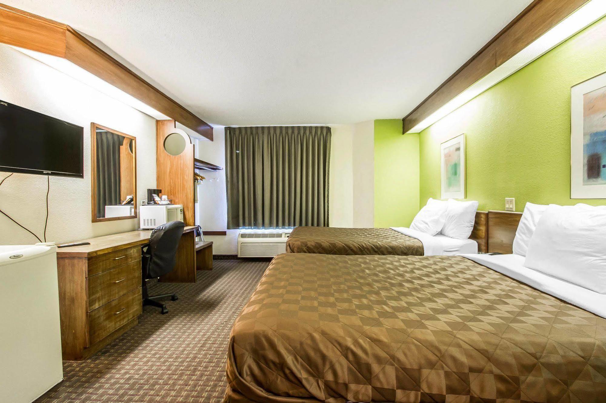 Rodeway Inn Мемфіс Екстер'єр фото